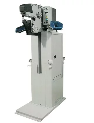 PNEUMATIC PRESS TOOL FOR INSTALLATION OF  SELF-CLINCHING FASTENERS